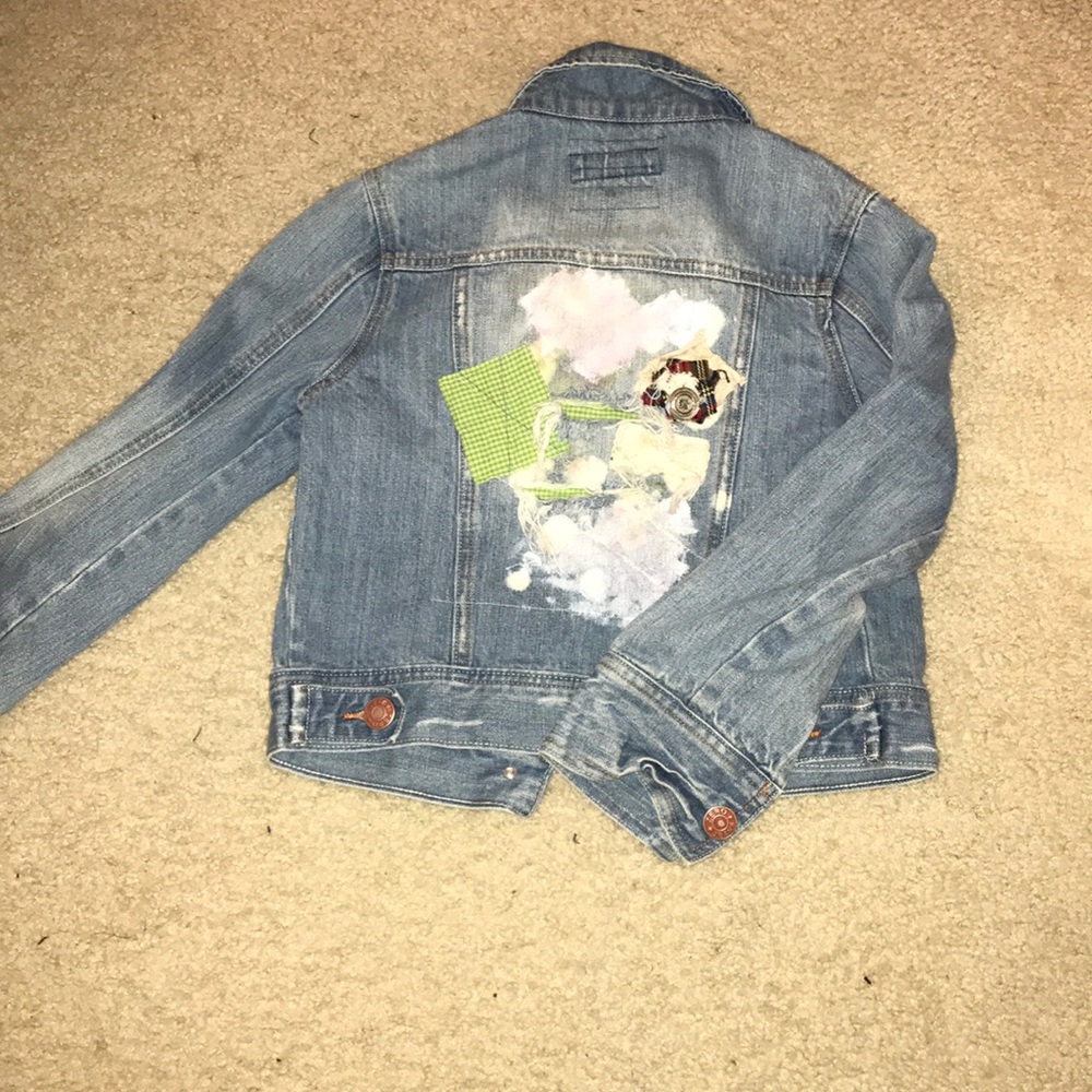 Distressed patchwork denim jacket - Picture 2 of 3
